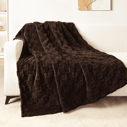 Exclusivo Mezcla Fleece Throw Blanket for Couch, Super Soft 3D Checkered Jacquard Bed Blanket, Cozy Fluffy Lightweight Blanket for All Seasons, 50x60 Inches, Coffee Blanket