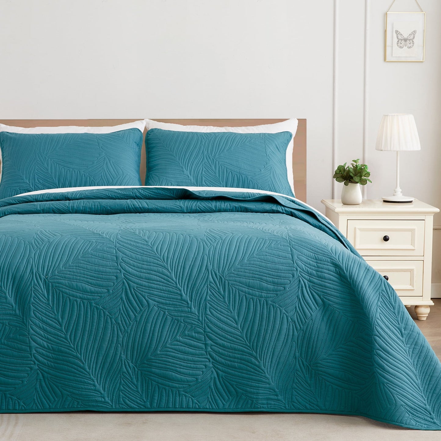 Exclusivo Mezcla Ultrasonic California King Size Quilt Set Teal, 3 Pieces Lightweight Bedspread Leaf Pattern Bed Cover Soft Microfiber Coverlet Bedding Set for All Seasons