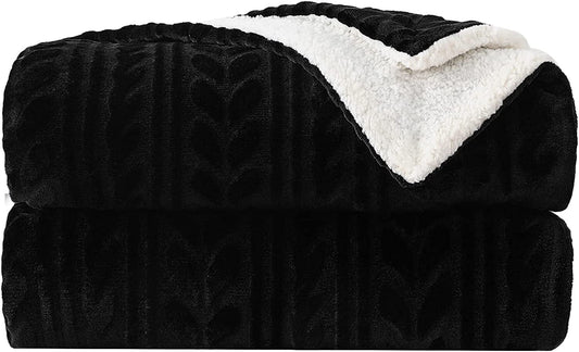 Exclusivo Mezcla 50"x70" Sherpa Fleece Throw Blanket, Reversible Velvet Plush Blankets and Soft Throws for Couch, Sofa, Bed, Super Cozy Thick and Warm, Black