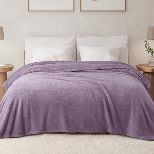 Exclusivo Mezcla King Size Flannel Fleece Blanket, Super Soft Velvet Plush Bed Blanket, Fuzzy Cozy Blankets for All Seasons, 90x104 Inches, Grayish Purple Blanket