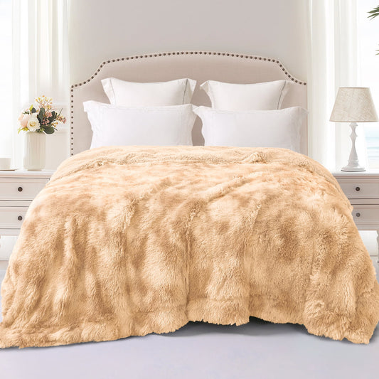 Exclusivo Mezcla King Size Faux Fur Bed Blanket, Super Soft Fuzzy and Plush Reversible Sherpa Fleece Blanket and Warm Blankets for Bed, Sofa, Travel, 90X104 inches, Camel