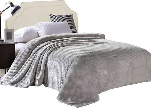 Exclusivo Mezcla Waffle Textured Soft Fleece Blanket, King Size Bed Blanket, Cozy Warm and Lightweight (Light Grey, 90x104 inches)