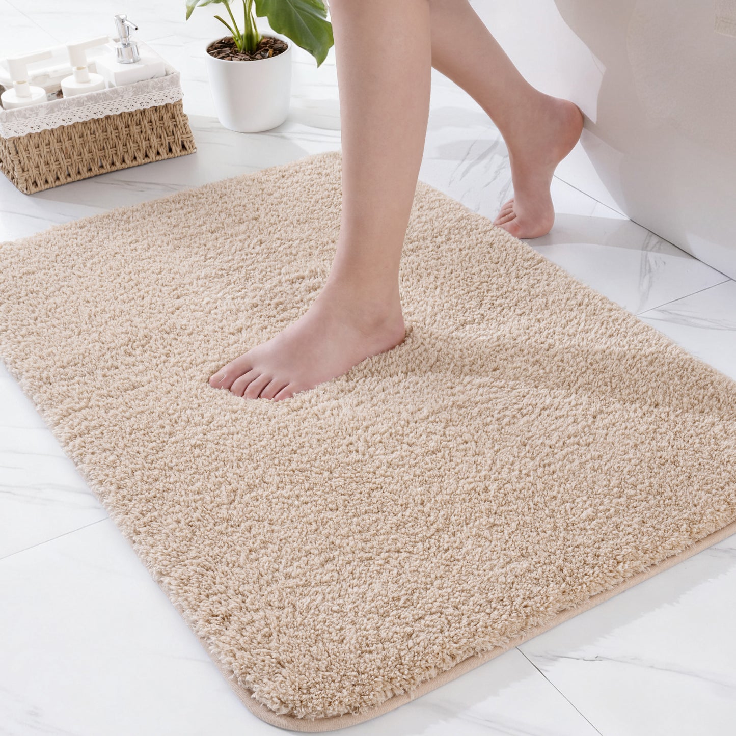 Exclusivo Mezcla Bathroom Rugs Mat 20x30, Extra Soft Non Slip Absorbent Water Microfiber Bath Rugs, Machine Washable Quick Dry Bath Mats for Bathroom Floor, Shower, Home Decor, Solid Camel
