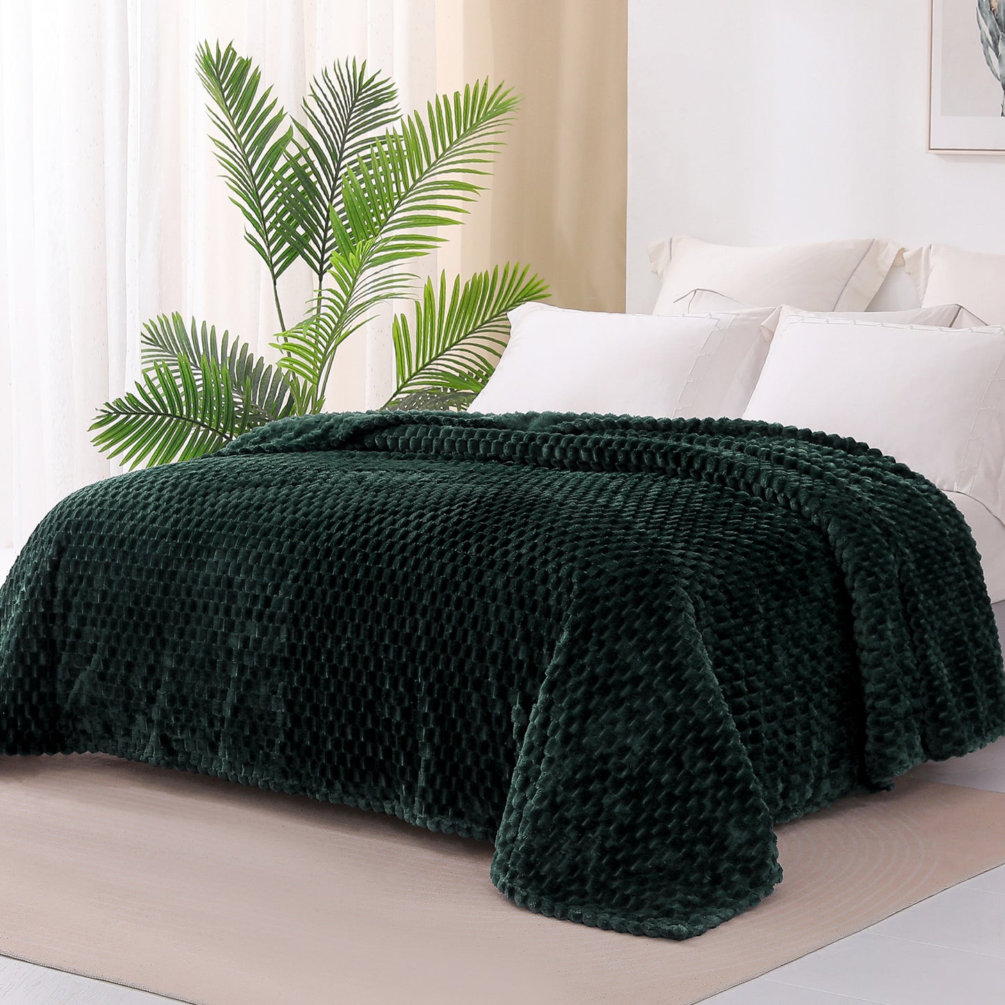 Exclusivo Mezcla Twin Size Flannel Fleece Blanket, 60x80 Inches Stylish Jacquard Velvet Plush Blanket for Bed, Cozy, Warm, Lightweight and Decorative Forest Green Blanket