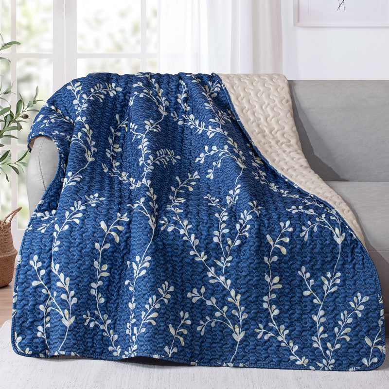 Exclusivo Mezcla Microfiber Flower Pattern Quilted Throw Blanket for Bed, Soft and Lightweight Throw Quilt (60"x 80", Navy)