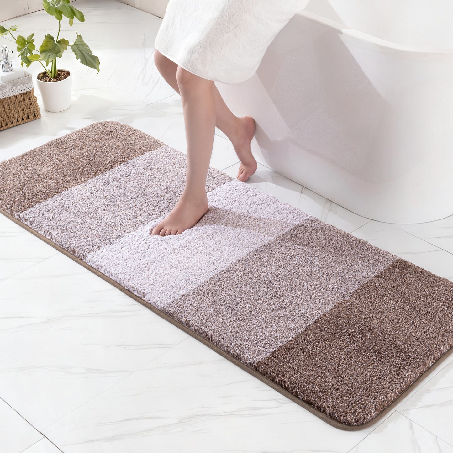 Exclusivo Mezcla Bathroom Rugs Mat 24x70, Extra Soft Non Slip Absorbent Water Microfiber Bath Rugs, Machine Washable Quick Dry Bath Mats for Bathroom Floor, Shower, Home Decor, Gradient Coffee