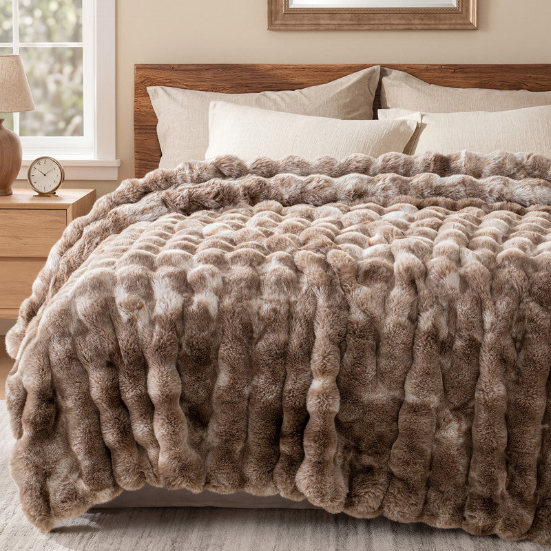 Exclusivo Mezcla Fuzzy Faux Fur Bed Blanket King Size, Sherpa Fleece Blankets,Fluffy Plush Warm Throws for Couch, Bed, 90X104 Inches, Tie-dye Taupe