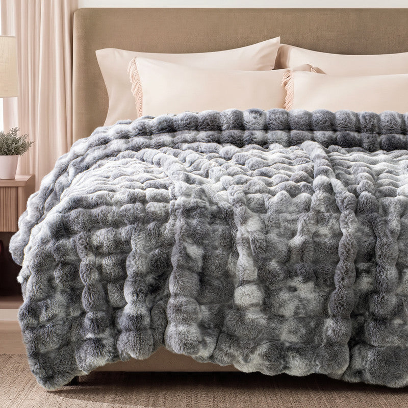 Exclusivo Mezcla Fuzzy Faux Fur Bed Blanket King Size, Sherpa Fleece Blankets,Fluffy Plush Warm Throws for Couch, Bed, 90X104 Inches, Tie-dye Grey