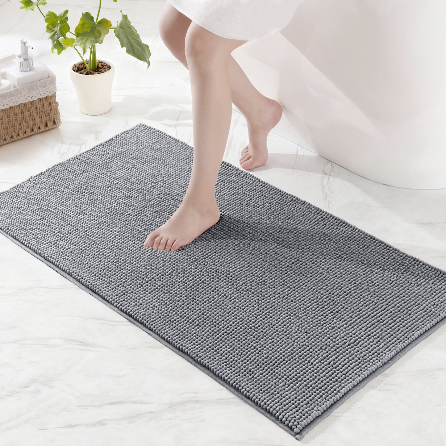 Exclusivo Mezcla Bathroom Rugs Mat 24x36, Extra Soft Absorbent Chenille Bath Rugs Mat, Quick Dry, Machine Washable Bath Mats for Bathroom Floor, Shower, Home Decor, Light Grey