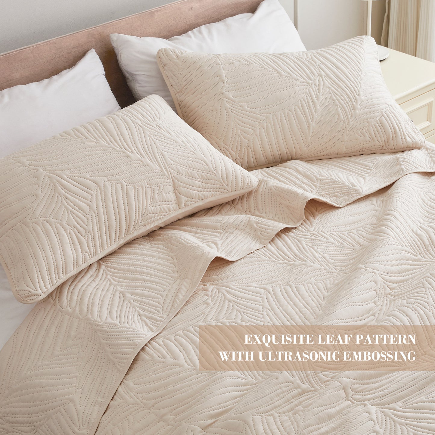 Exclusivo Mezcla California King Quilt Set Brich Beige, Lightweight Bedspread Leaf Pattern Bed Cover Soft Coverlet Bedding Set(1 Quilt, 2 Pillow Shams)