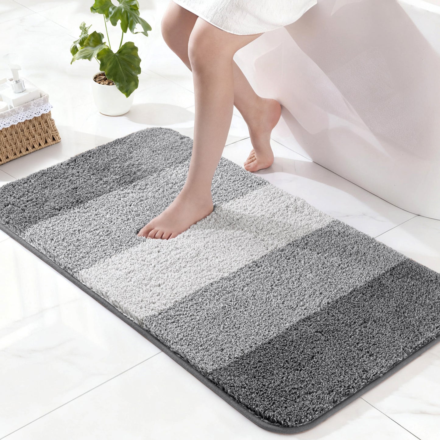 Exclusivo Mezcla Bathroom Rugs Mat 24x47, Extra Soft Non Slip Absorbent Water Microfiber Bath Rugs, Machine Washable Quick Dry Bath Mats for Bathroom Floor, Shower, Home Decor, Gradient Grey