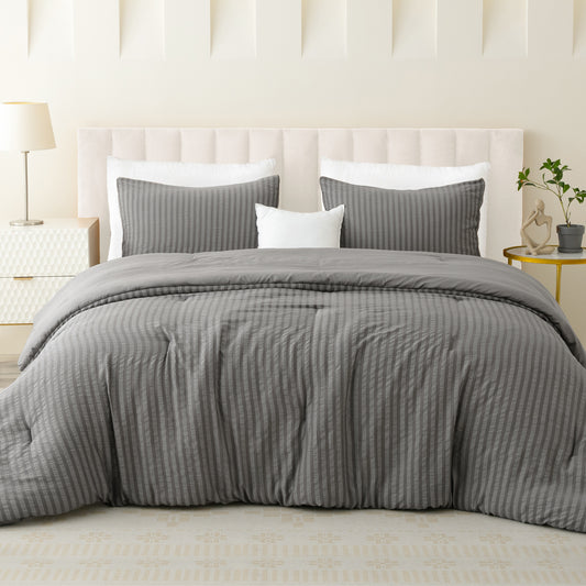 Exclusivo Mezcla 3-Piece Seersucker King Comforter Set Grey, Lightweight Soft Striped Pattern All Season Bedding Comforter sets with 2 Pillow Shams