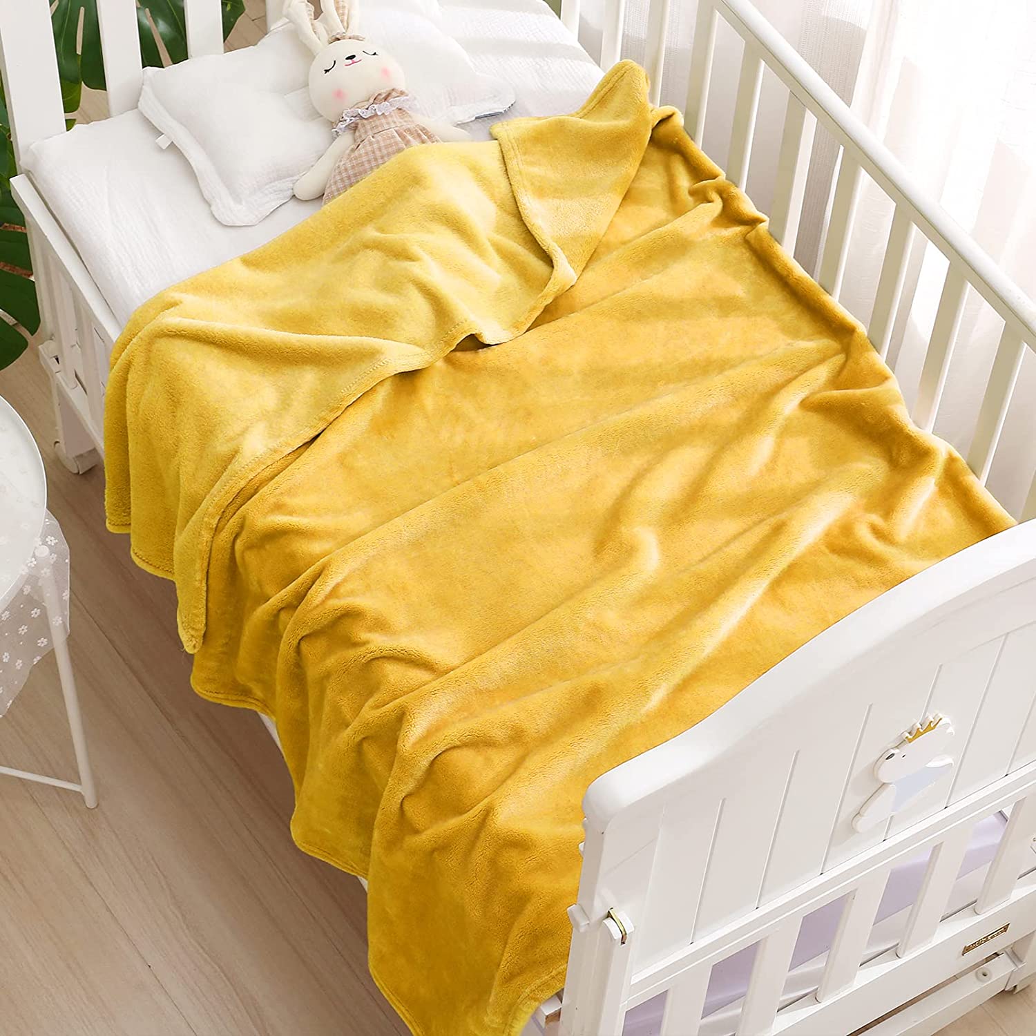 Yellow velvet throw blanket deals