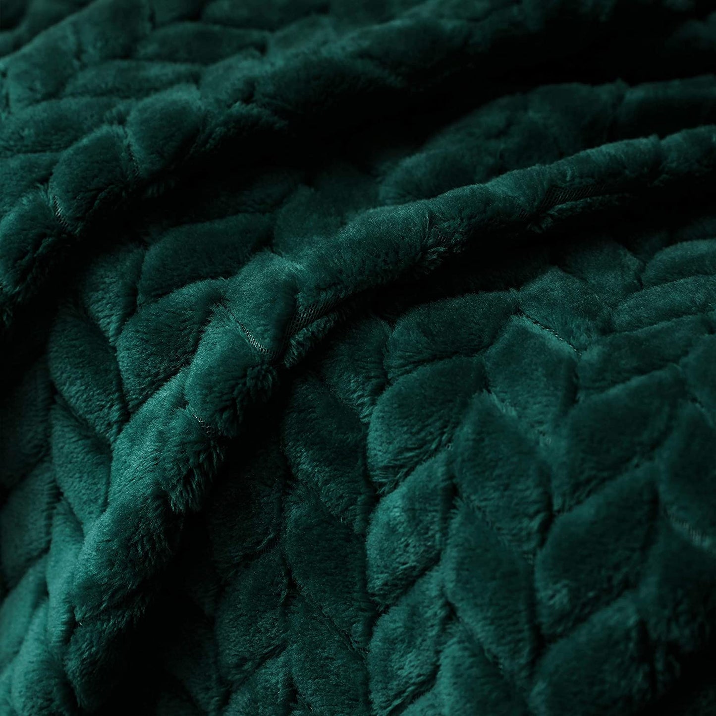 Exclusivo Mezcla Large Flannel Fleece Throw Blanket, Jacquard Weave Leaves Pattern (50" x 70", Forest Green) - Soft, Warm, Lightweight and Decorative