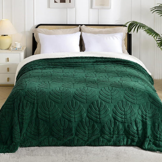 Whale Flotilla Sherpa Fleece Blanket for Twin Size Bed, Reversible Lightweight Blankets Warm Plush Bed Blanket for Winter Ultra Soft with Decorative Jacquard Pattern 60x80 Inch, Deep Green